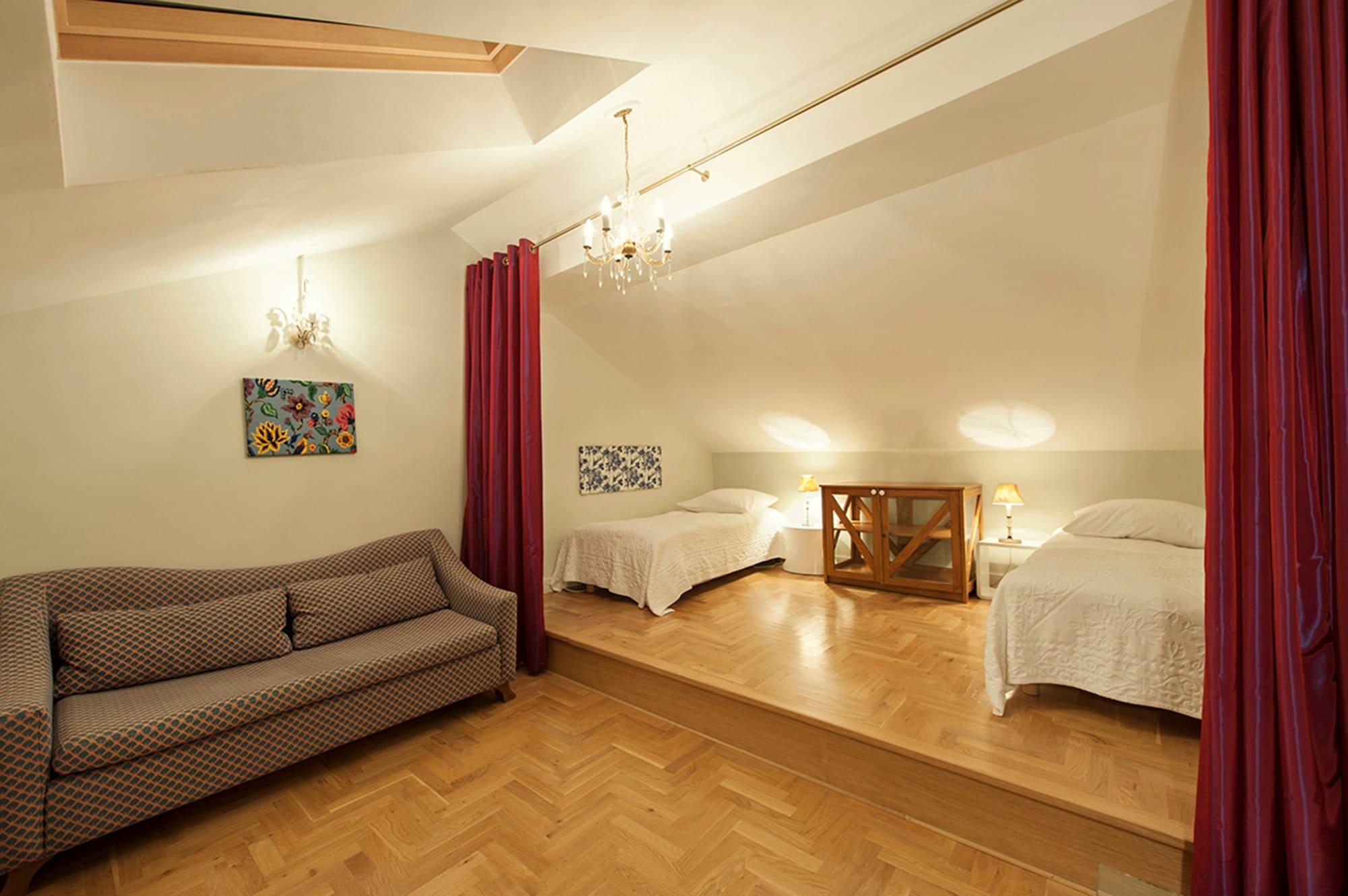 Crystal Suites Chez Helena Kraków Exteriör bild